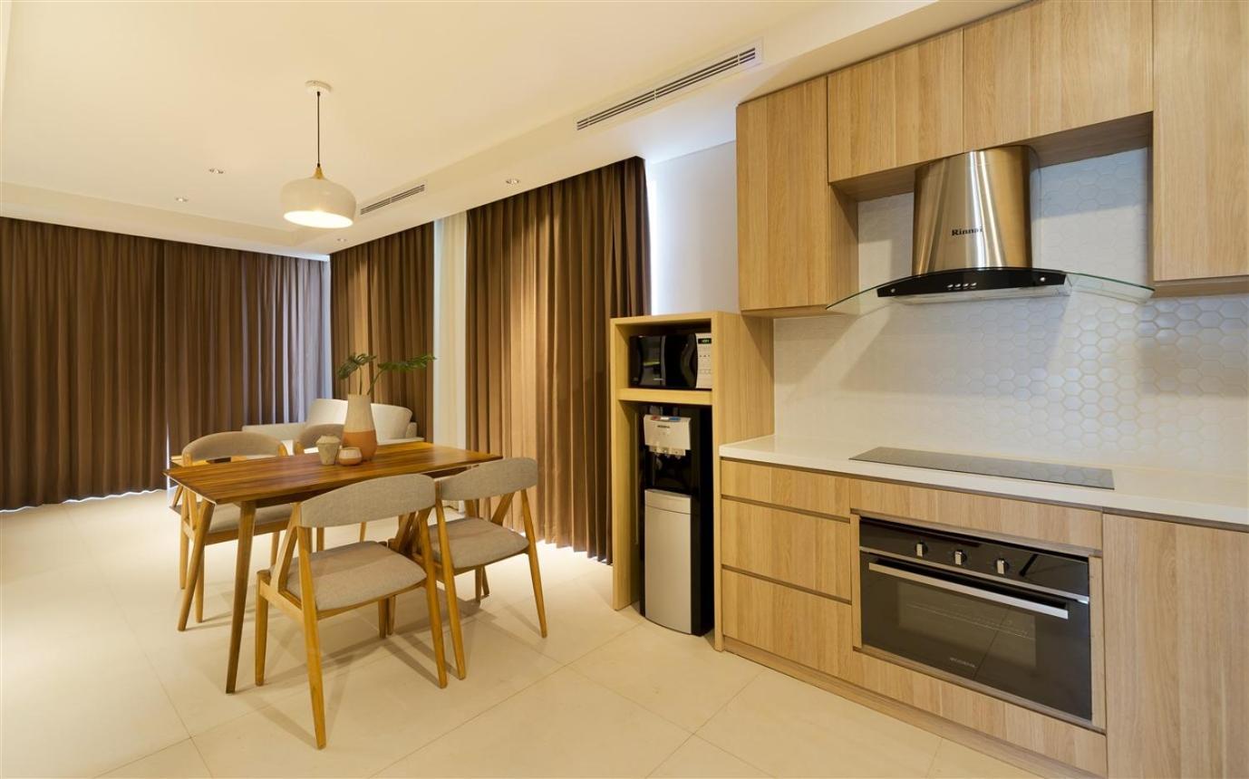 Aviary Bintaro Hotel Серпонг Екстериор снимка